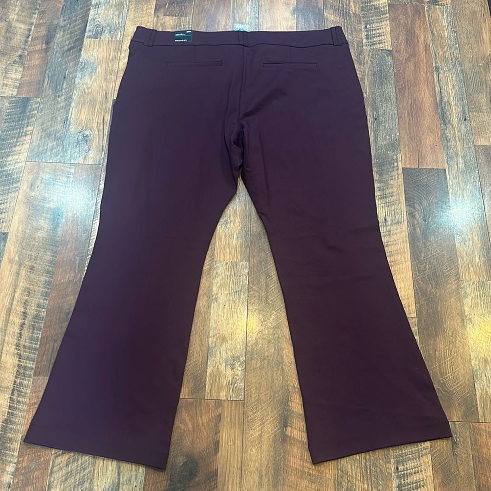Torrid wine colored Trousers 26R (5235) NWT - Picture 3 of 5